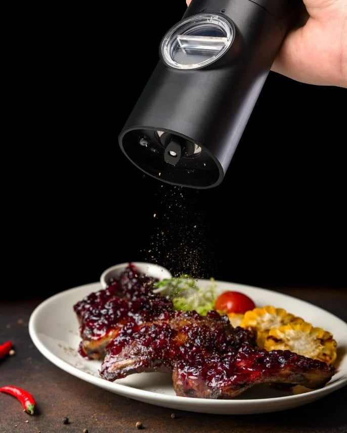 Set electric de rasnite pentru sare si piper, 2 bucati, negru, cu suport, functionare automata, ajustare grosime, 70ml