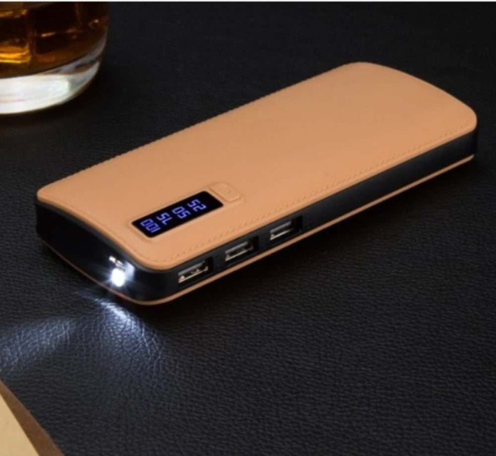 Baterie externa 30000 mah cu display LCD, Led si 3 iesiri USB